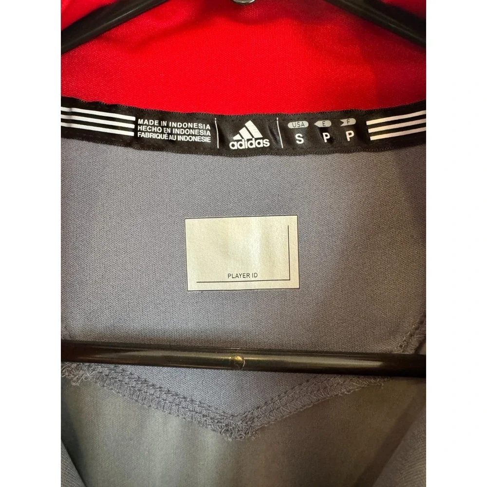 ADIDAS Game Day Short Sleeve Hot Jacket 1/4‎ zip Gray Red Men's Size Small NEW